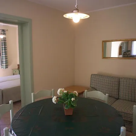 Tallinucci Apartahotel 3*