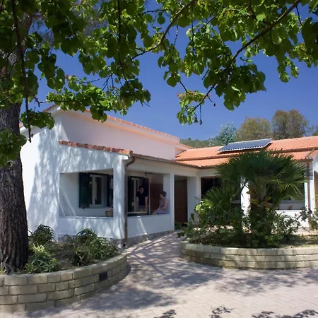 Apartahotel Tallinucci Lacona